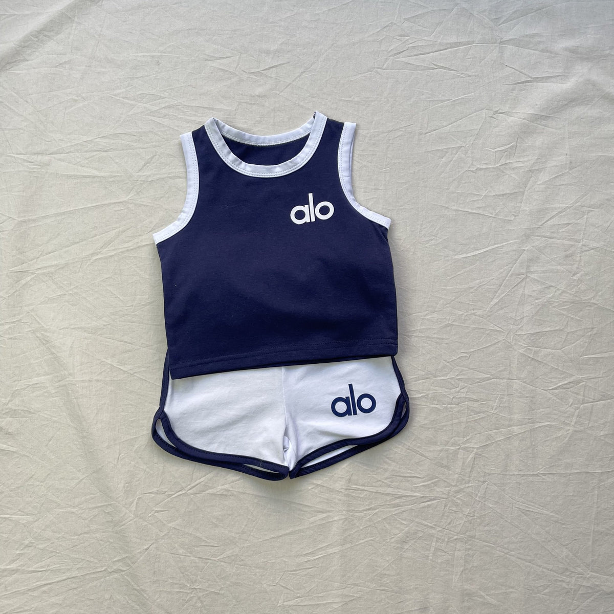 ALO Children's vest set thin