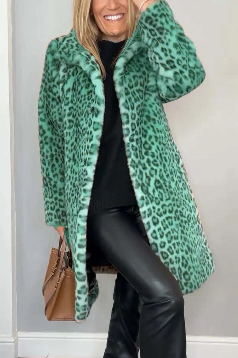 abrigos de piel con estampado de leopardo