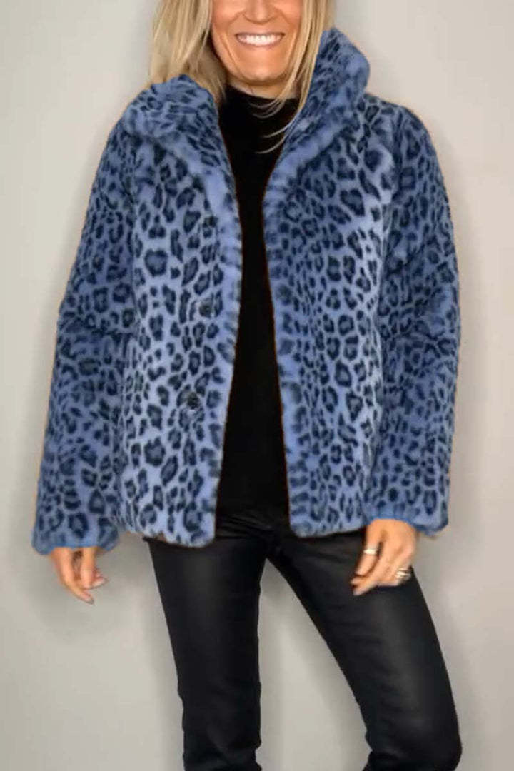 abrigos de piel con estampado de leopardo