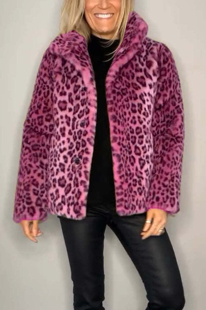 abrigos de piel con estampado de leopardo