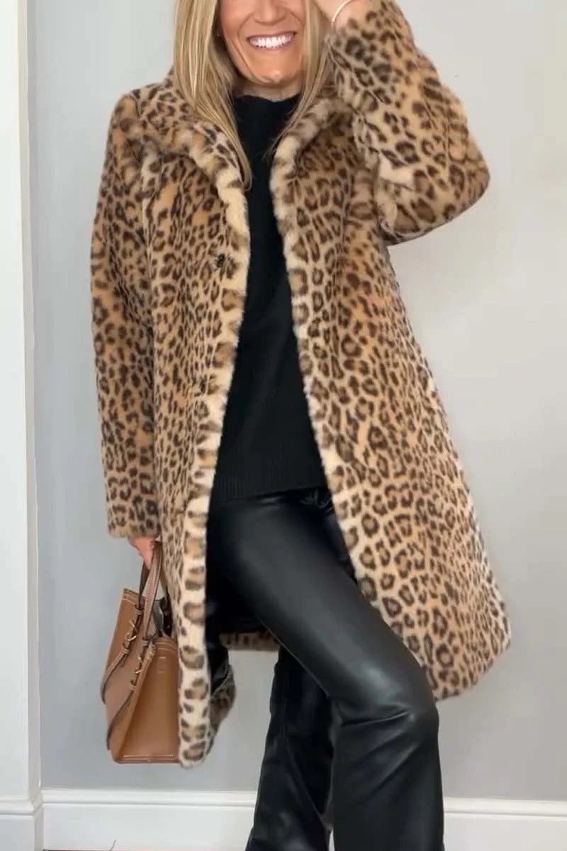abrigos de piel con estampado de leopardo