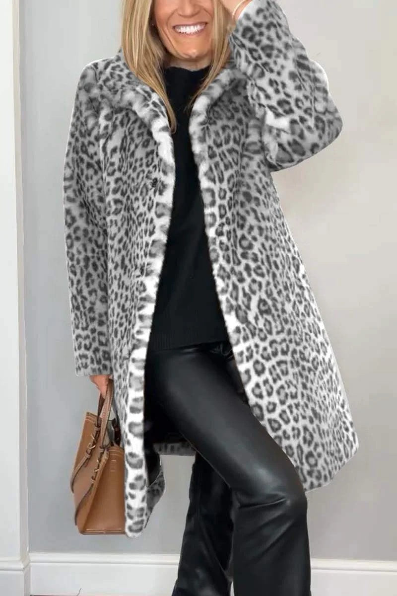 abrigos de piel con estampado de leopardo